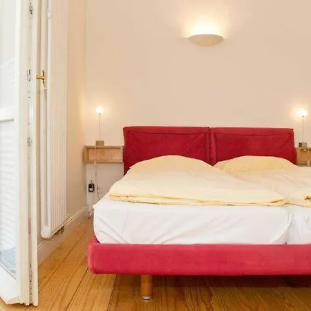 Artemis, 04 Sparta アパート