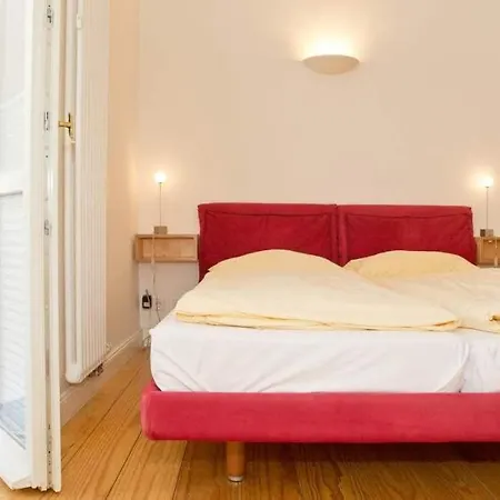 Artemis, 04 Sparta アパート