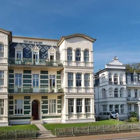 Artemis, 04 Sparta アパート